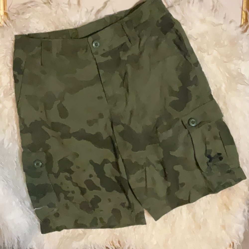 Boy’s Under Armour Camo  Heat Gear Cargo Shorts